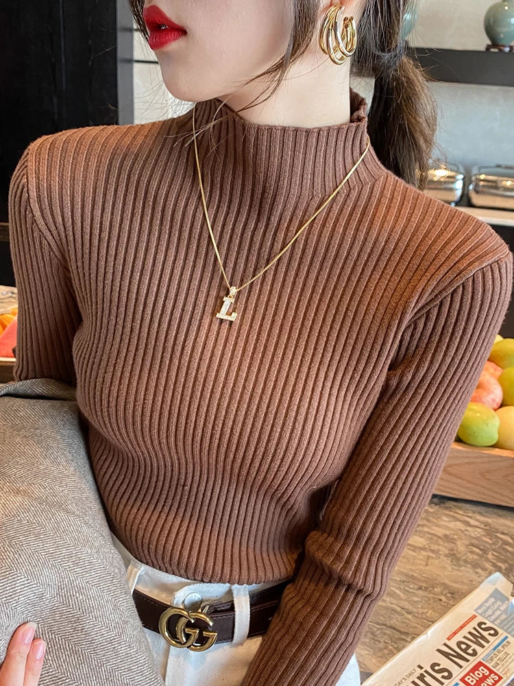 Lunarie Pure Knit Sweater: Minimalist Elegance and Premium Comfort