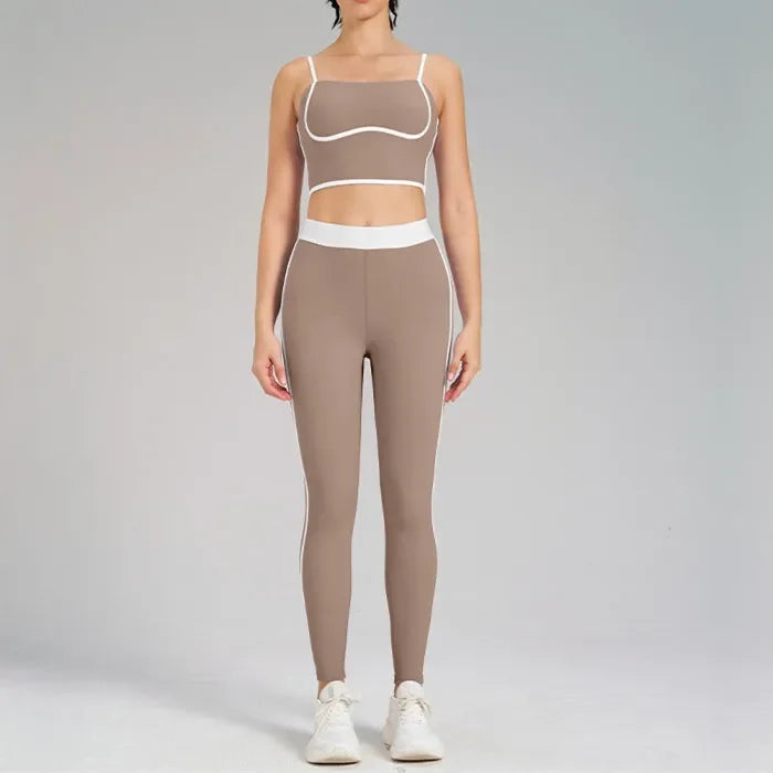 Lunarie Active Set: Elegance and Performance for Active Women