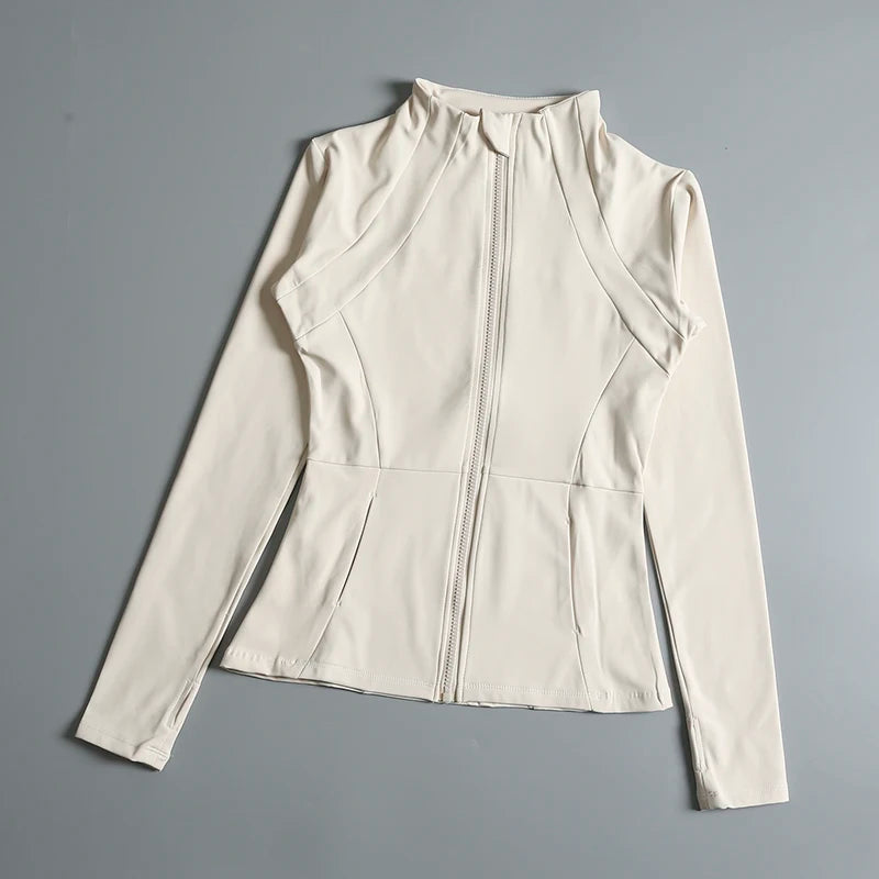 Lunarie Yoga Flow Jacket: Comfort and Elegance in Motion