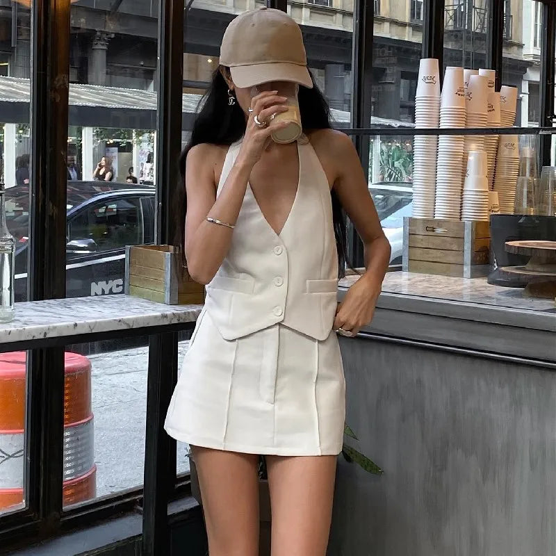 Lunarie Retro Vibes Set: Sophisticated Versatility for Every Occasion