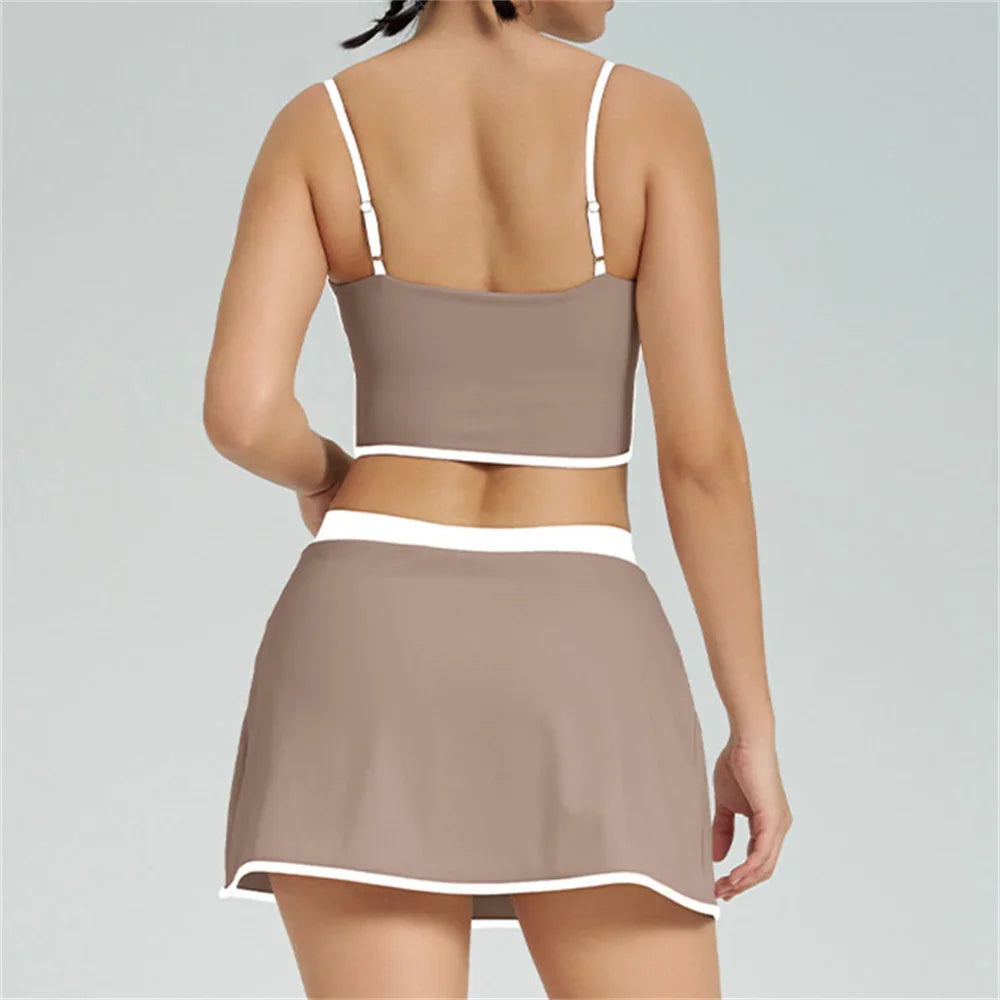 Lunarie Active Set: Elegance and Performance for Active Women