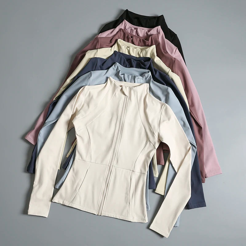 Lunarie Yoga Flow Jacket: Comfort and Elegance in Motion