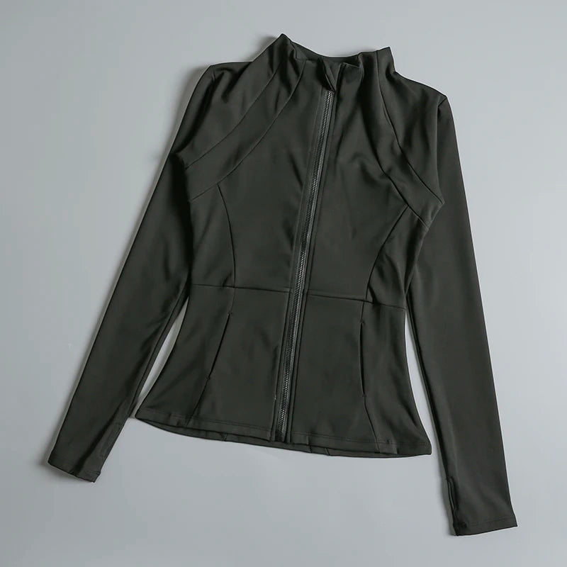 Lunarie Yoga Flow Jacket: Comfort and Elegance in Motion