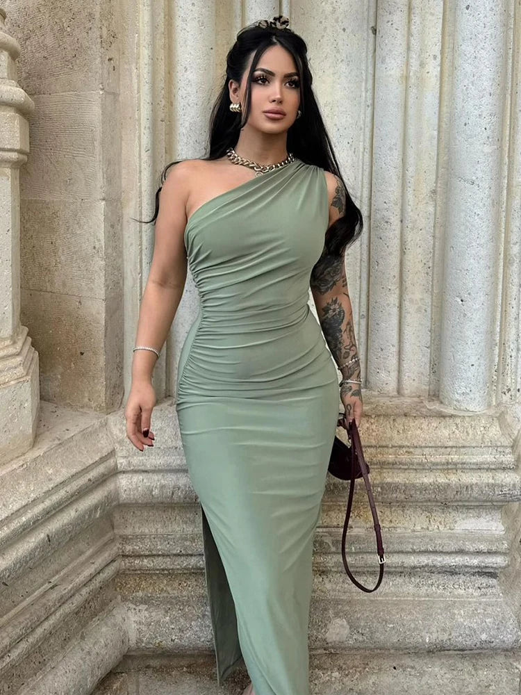 Lunarie Black Sheath Dress: Sexy Split Elegance for Memorable Nights