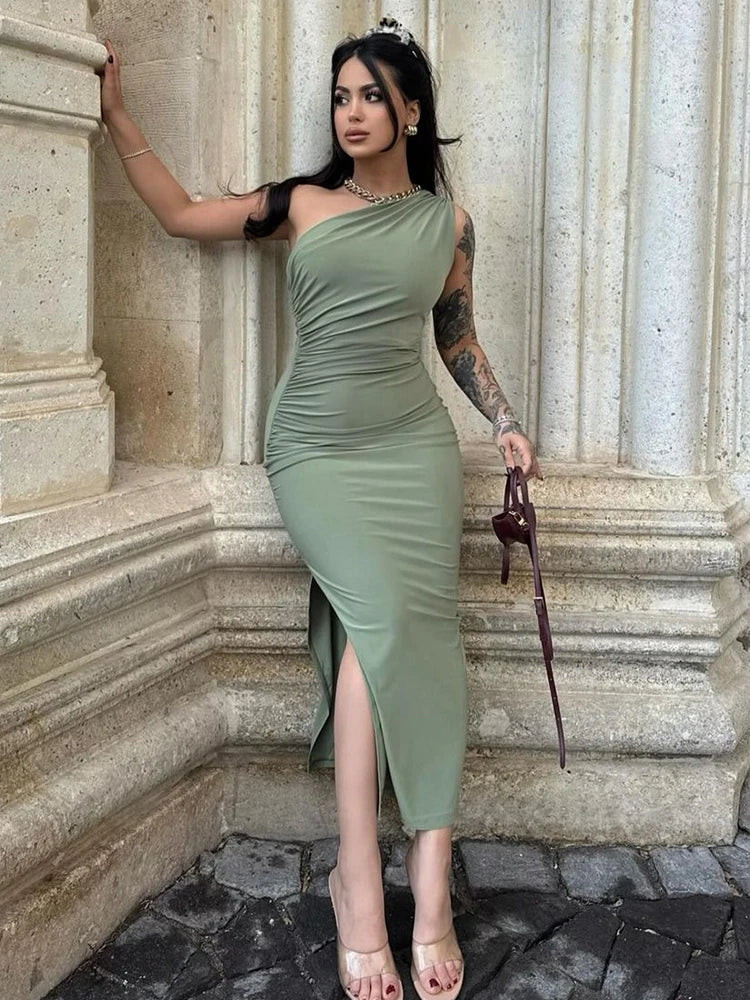 Lunarie Black Sheath Dress: Sexy Split Elegance for Memorable Nights