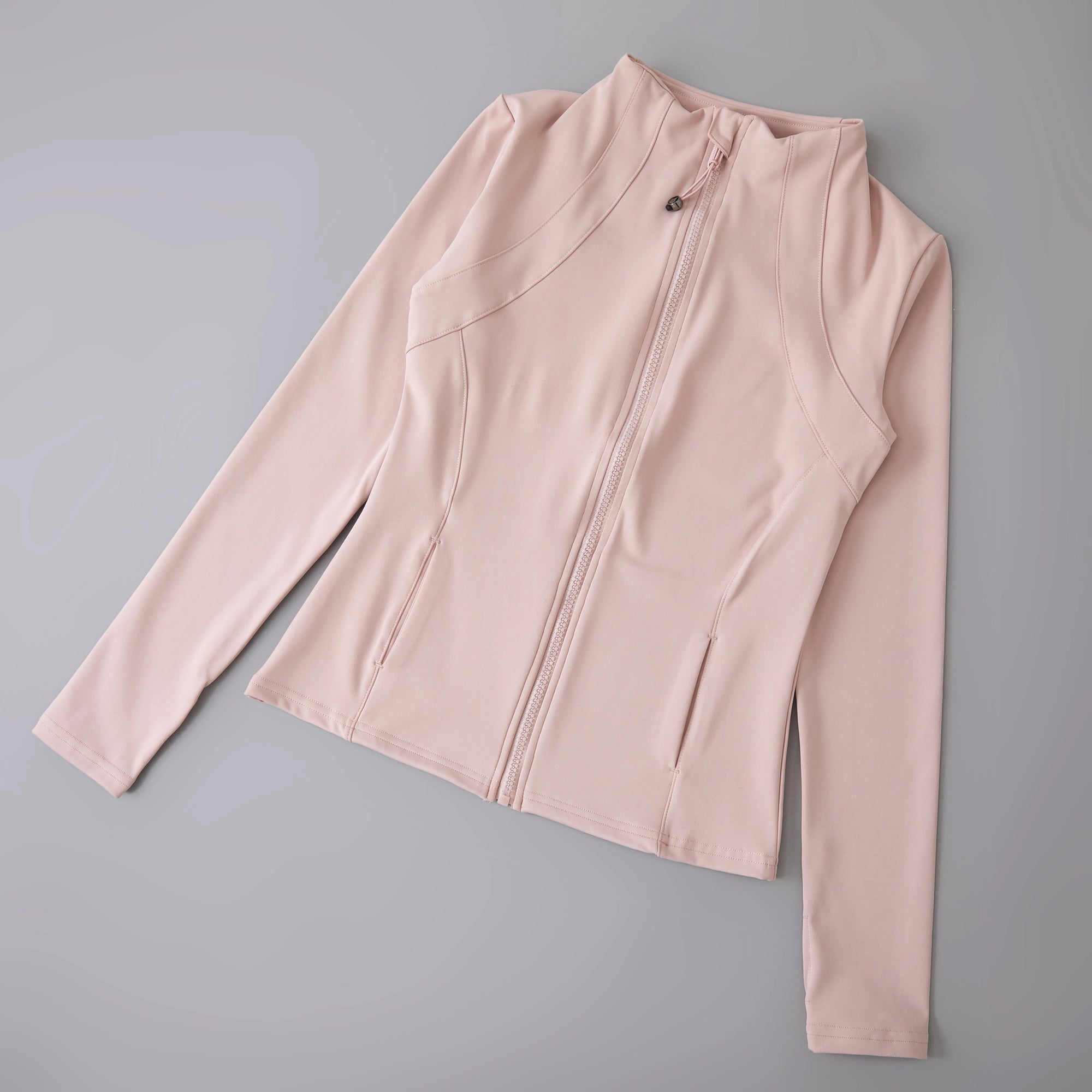 Lunarie Yoga Flow Jacket: Comfort and Elegance in Motion